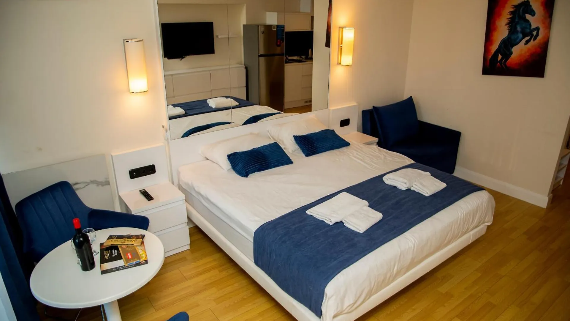 Vip Apartments N3 Batumi 5*,