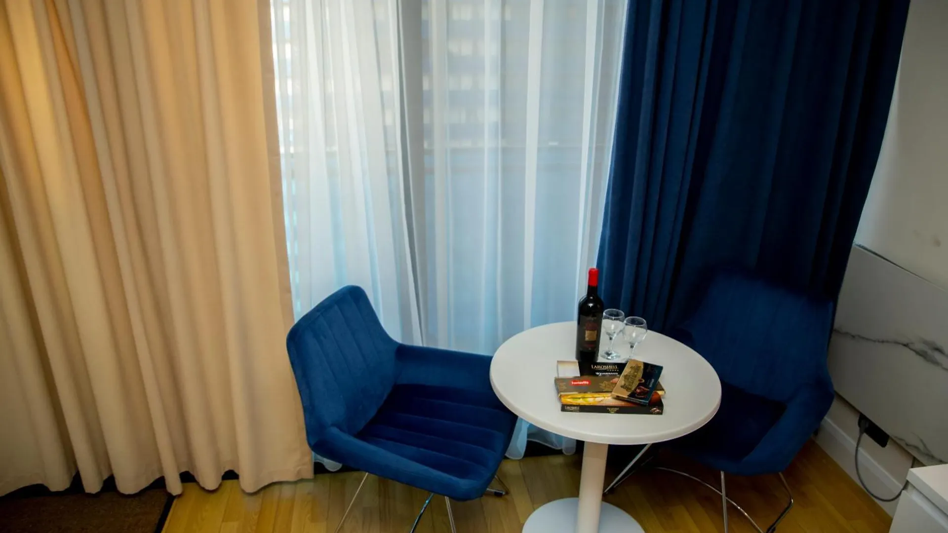 Vip Apartments N3 Batumi Hotel